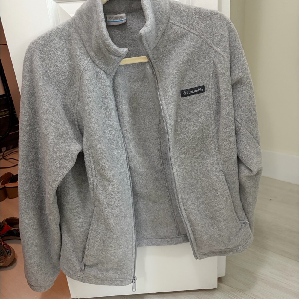 Columbia Light Gray Women's Fleece Jacket